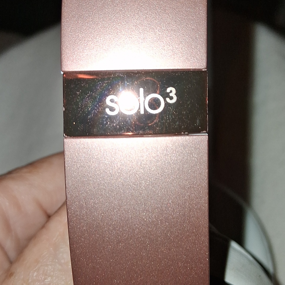 Beats Solo 3 Used Few Times. - Picture 8 of 13